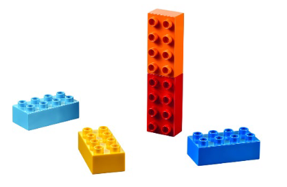 Öt színes LEGO tégla